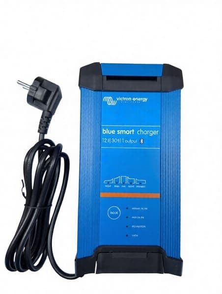 Зарядний пристрій Victron Energy Blue Smart IP22 12/30(1)